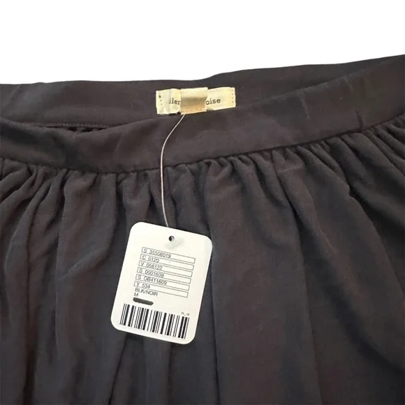 NWT! UO Dark Grey High Waisted Skater Skirt in size medium - Picture 3 of 6